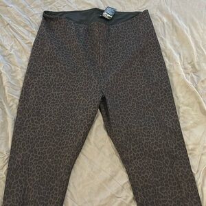 Liverpool women’s pull on pants